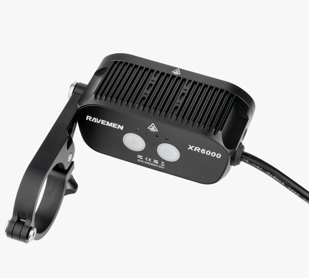 Ravemen XR6000 akkumulátoros első lámpa