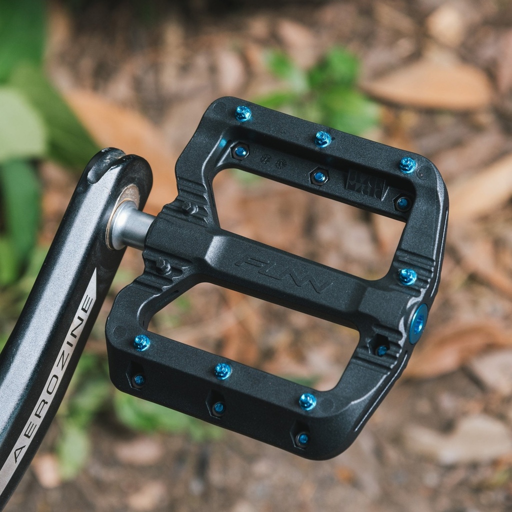 FUNN Black Magic DH/BMX pedál [fekete-narancs]