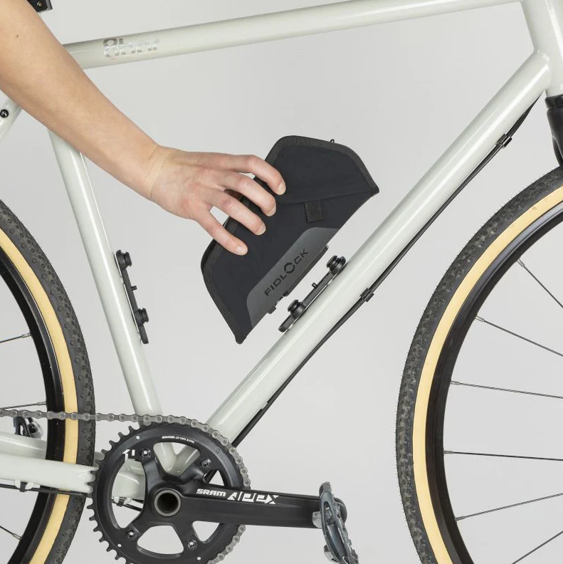 Fidlock TWIST Essential M váztáska