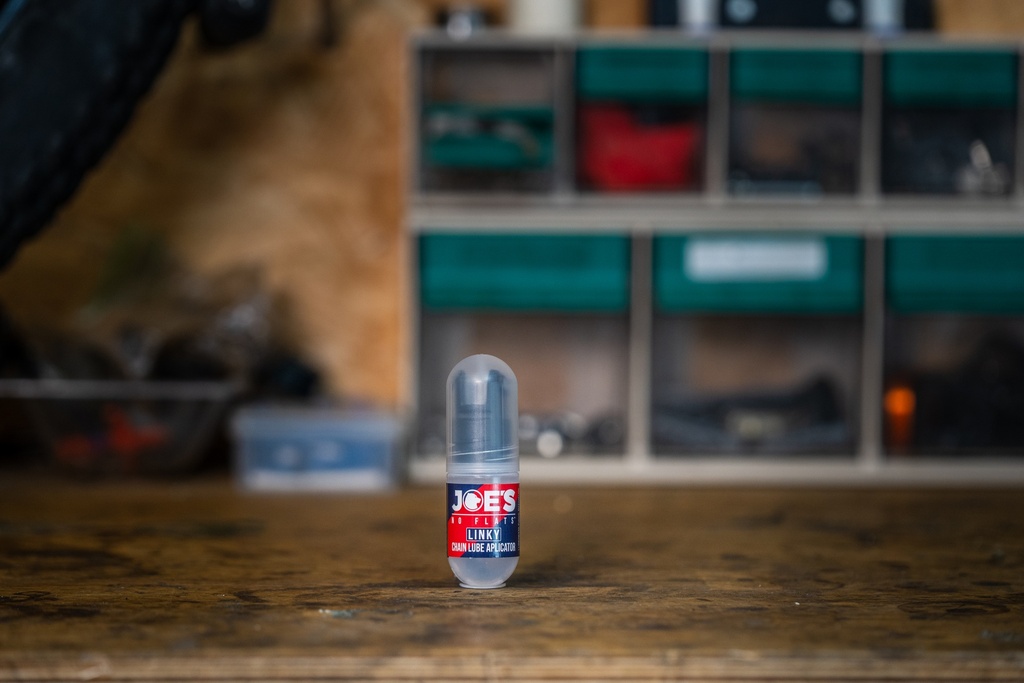 Joe's No-Flats No-Flats Ceramic Chain Wax Dry ajándék 15 ml-es aplikátorral [125 ml]