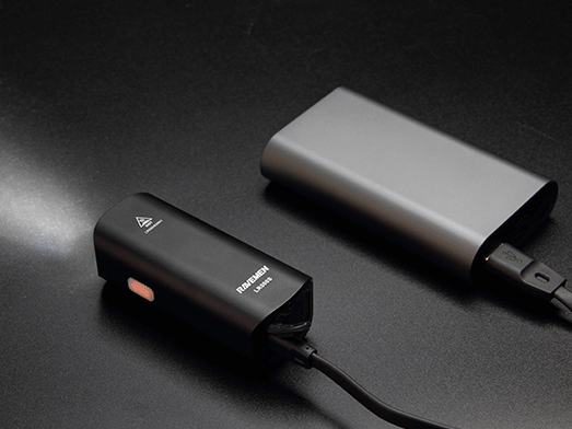 Ravemen LR500S akkumulátoros első lámpa