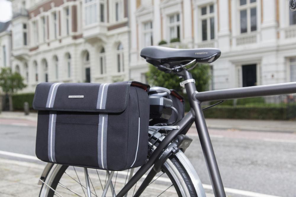 KERÉKPÁROS TÁSKA NEWLOOXS BOLZANO DUPLA BOLZANO FEKETE 26L 36X26X15CM(X2)