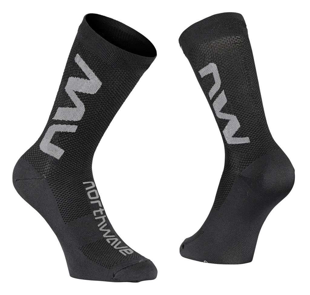 Zokni NORTHWAVE EXTREME AIR FEKETE/SZÜRKE - Kifutó modell