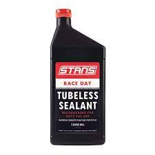 Tubeless és defektmentesítő folyadék Notubes 1000ml RACE DAY ÚJDONSÁG!