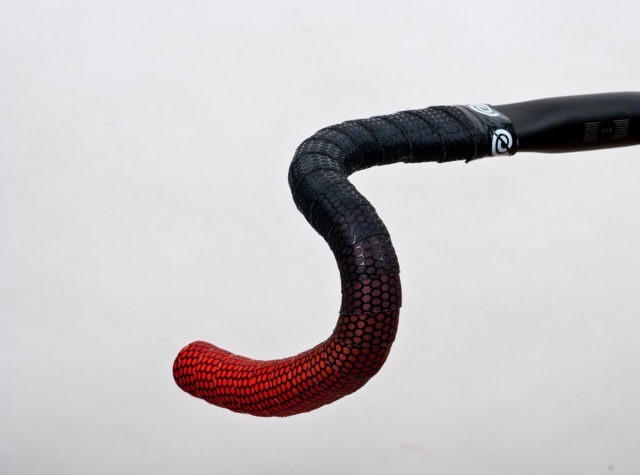 Bike Ribbon Grade Plus kormányszalag (bandázs) [piros-fekete]