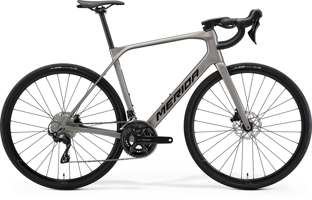 MERIDA SCULTURA ENDURANCE 4000 L SZÜRKE (FEKETE)