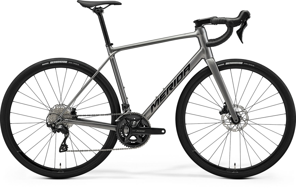 MERIDA SCULTURA ENDURANCE 400 L FEGYVERSZÜRKE (FEKETE)