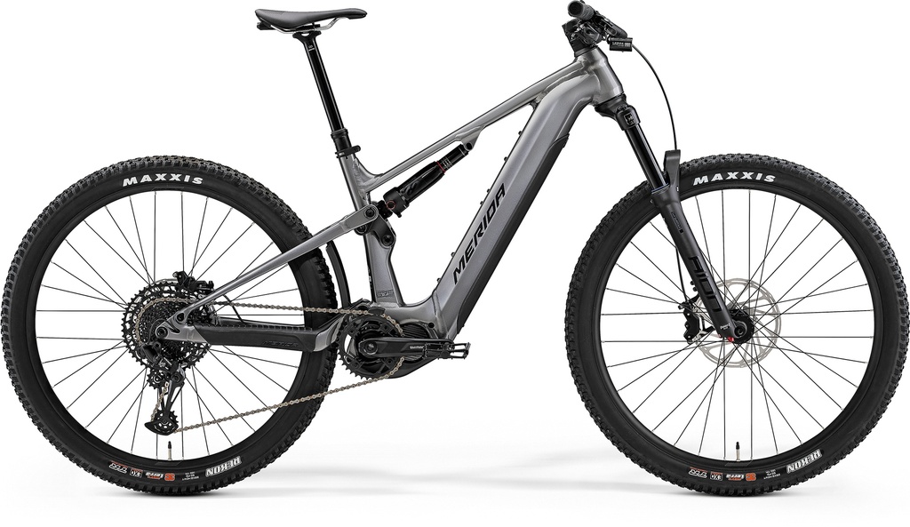 MERIDA eONE-FORTY 675 IV1 L FEGYVERSZÜRKE (FEKETE) /24/