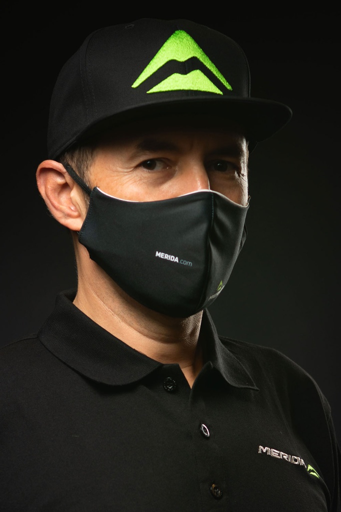 Maszk MERIDA fekete unisex állítható pánttal - MASZK-ME-M