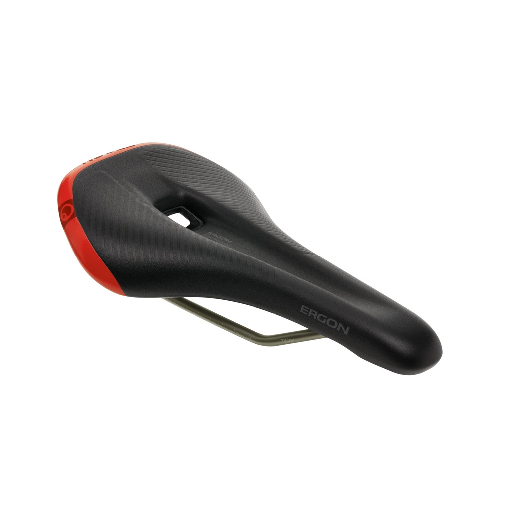 Ergon SM Pro Risky Red férfi nyereg S/M