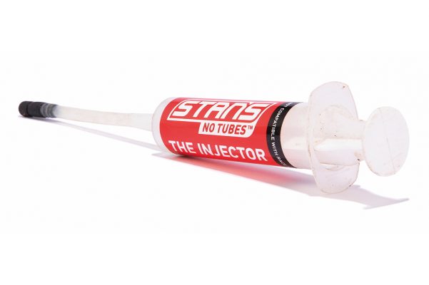 Notubes töltő fecskendő